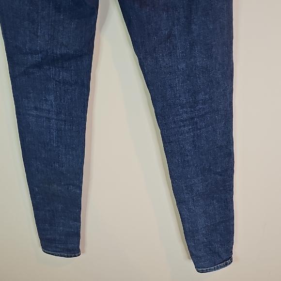 Levi's 720 Women's 28x30 High Rise Dark Blue Skinny Jeans - Picture 5 of 10